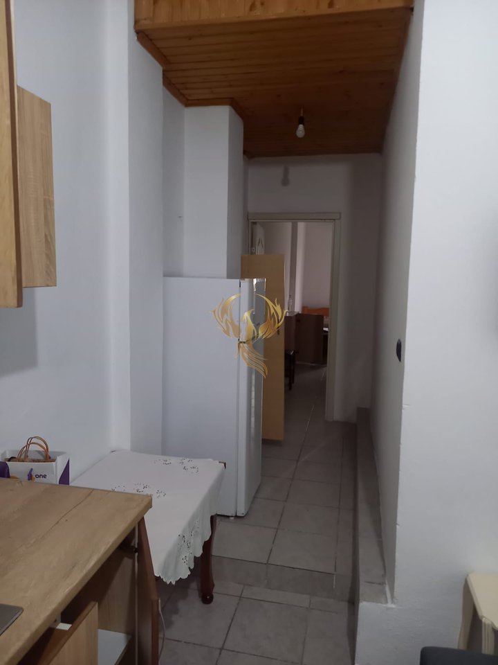 Jepet me qera Apartament 1+1 21 Dhjetori