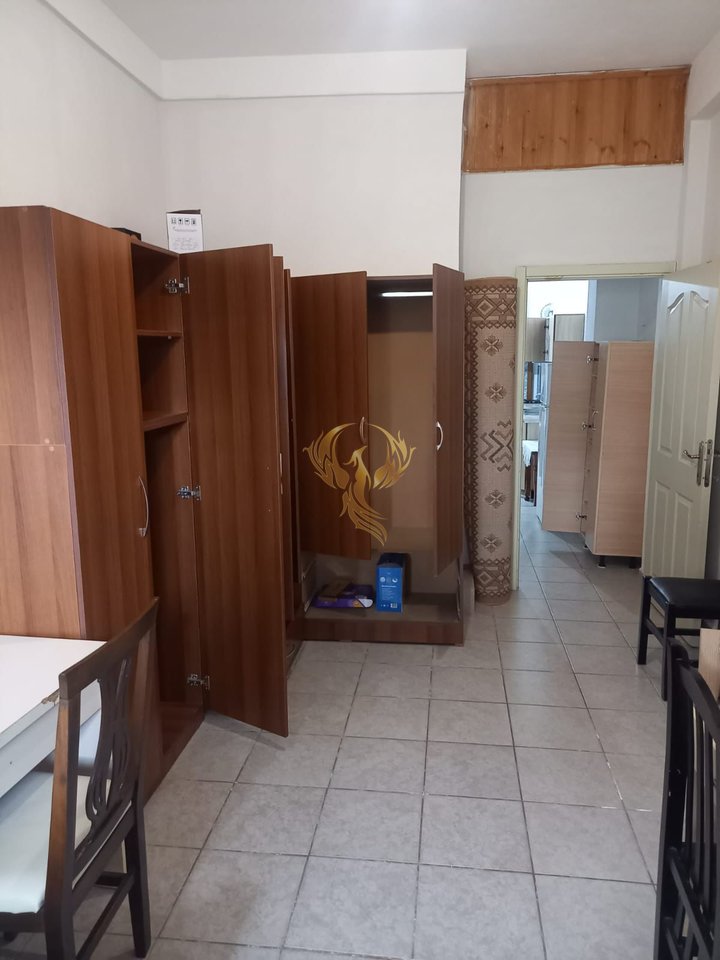 Jepet me qera Apartament 1+1 21 Dhjetori