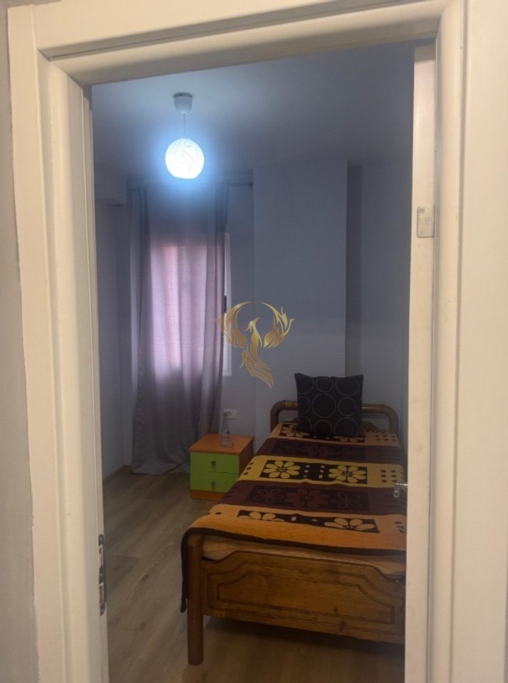 Jepet me qira Apartment 3+1 ne Kopshti Botanik