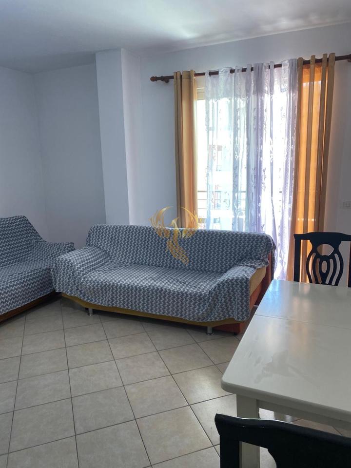 Appartamento 1+1 in affitto ad Astir