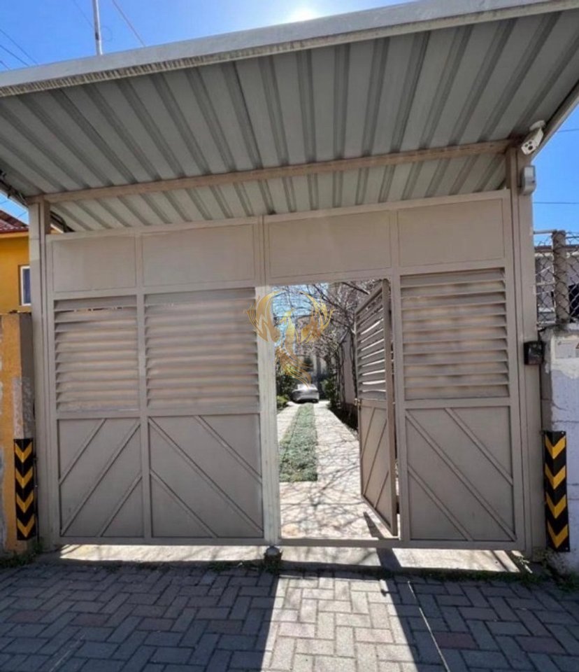 Jepet me qira Hyrje 2+1 tek Ish Fusha Aviacionit