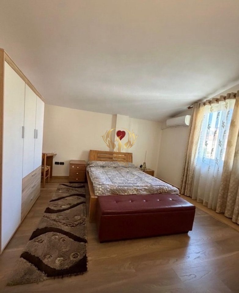 Jepet me qira Hyrje 2+1 tek Ish Fusha Aviacionit