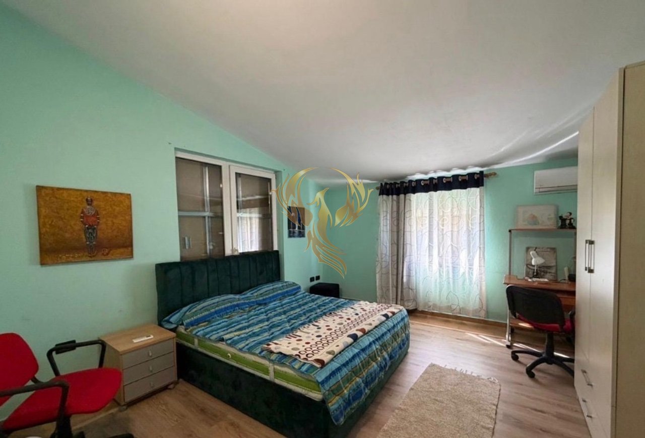 Jepet me qira Hyrje 2+1 tek Ish Fusha Aviacionit