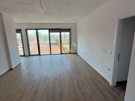 Jepet me qera apartament 2+1+2 bosh në Don Bosko