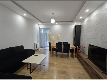 Jepet me Qera Apartament 2+1+2 ne Vasil Shanto