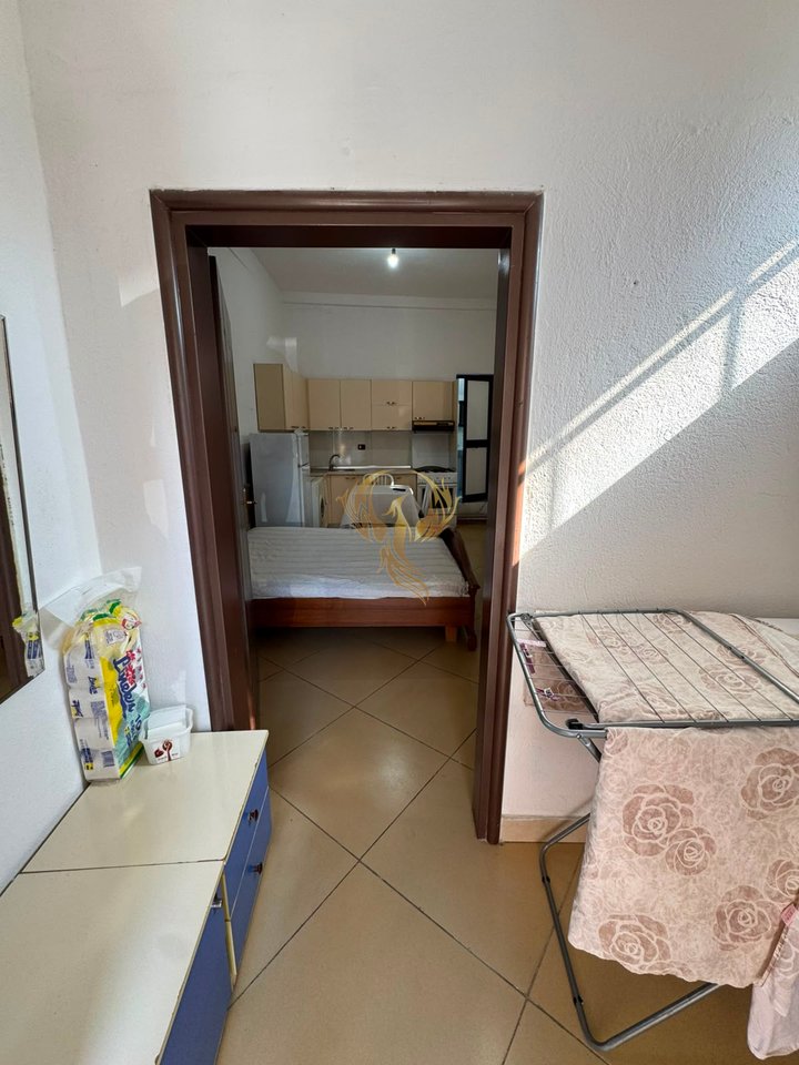 Jepet me qira Garsionere tek Tregu Elektrik
