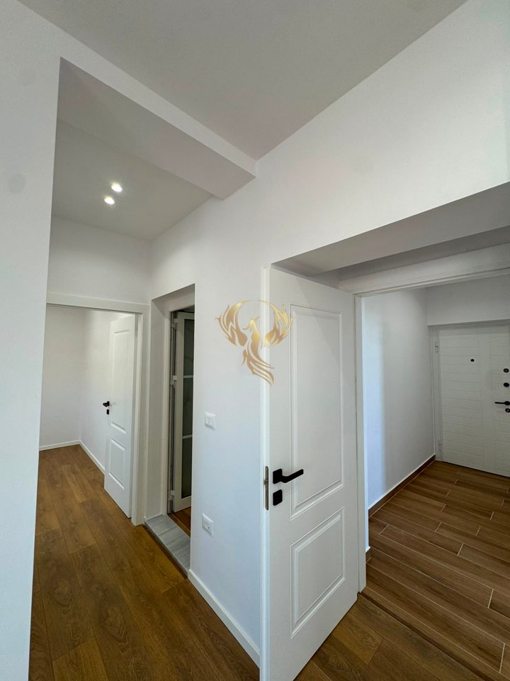 Shitet apartament 2+1 tek rruga Bardhyl