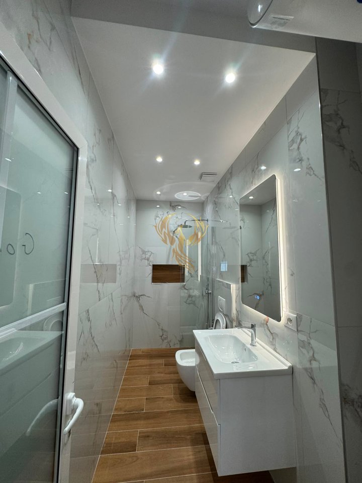 Shitet apartament 2+1 tek rruga Bardhyl