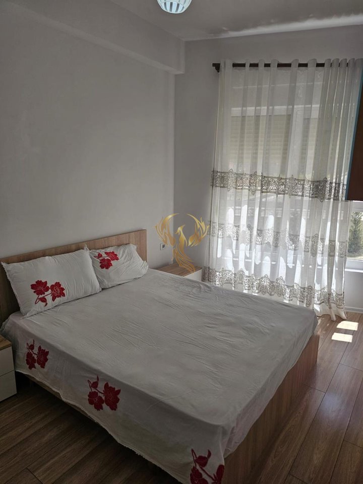 Jepet me qera apartament 2+1 në Ali Dem, Kompleksi Mangalem 21