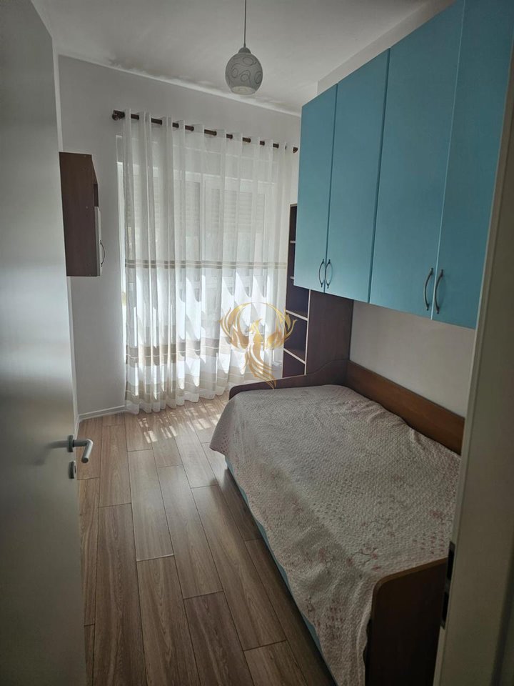 Jepet me qera apartament 2+1 në Ali Dem, Kompleksi Mangalem 21