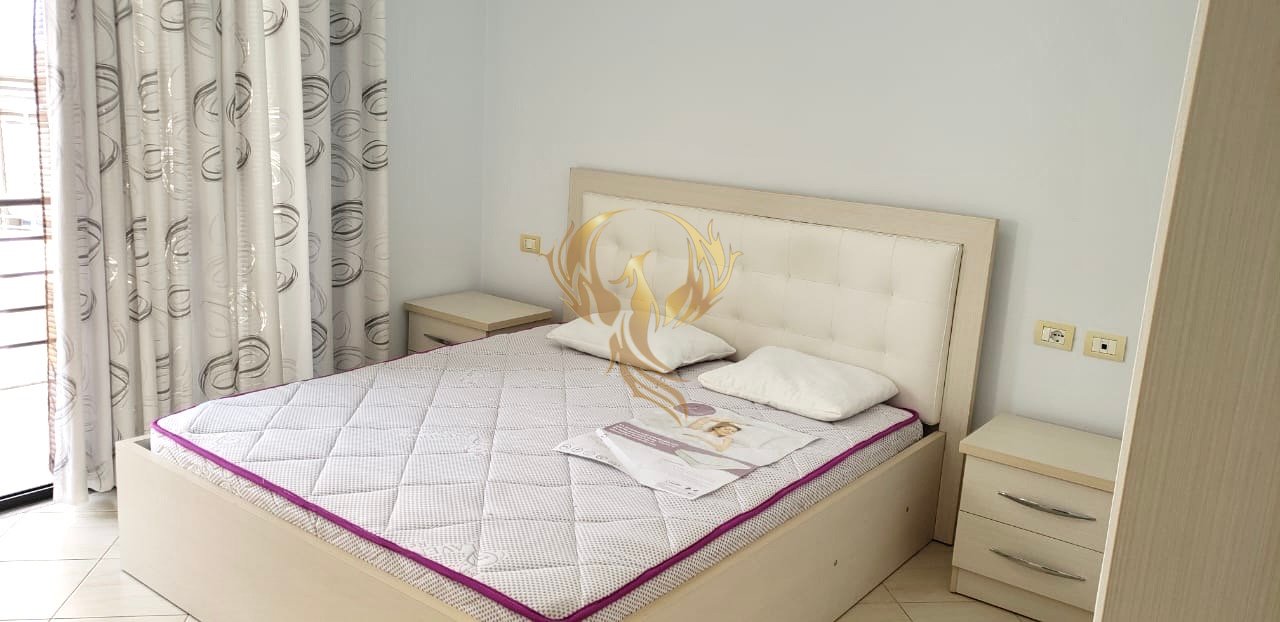 Jepet me qera apartament 1+1 në Astir