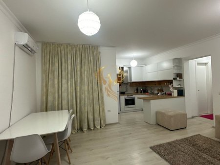 Jepet me Qera  Apartament +1 tek Kopshti Botanik