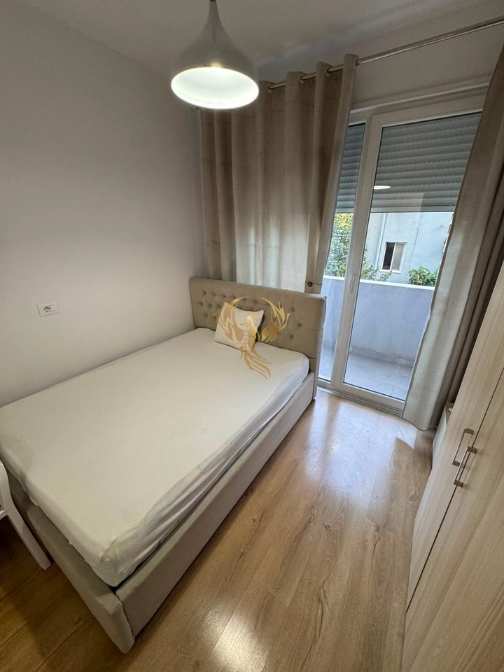 Jepet me qira Apartament 2+1+2 tek Ministria e Mbrojtjes