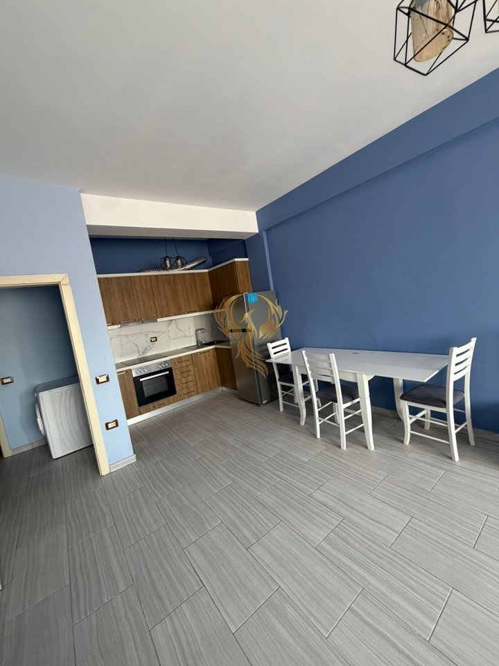 Appartamento 1+1 in affitto ad Astir