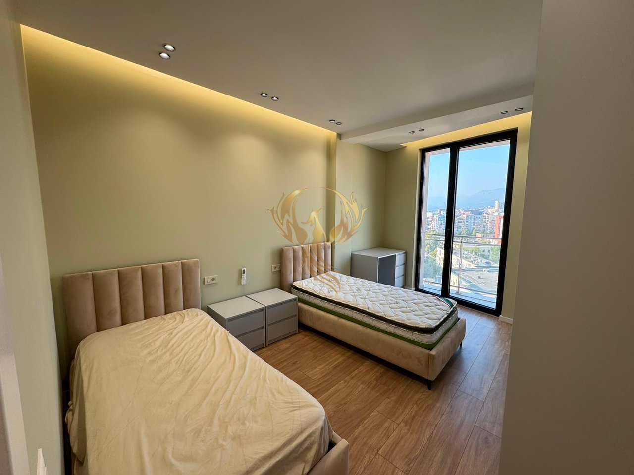 Jepet me qera apartament 2+1 tek Mine Peza, kompleksi GOLDEN TOWER