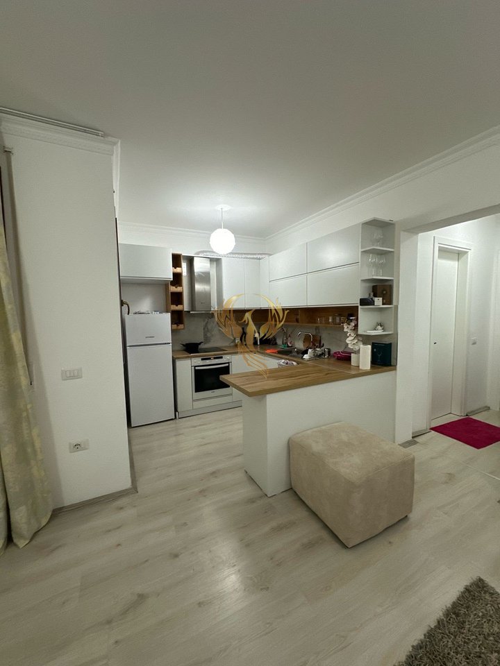 Jepet me Qera  Apartament +1 tek Kopshti Botanik