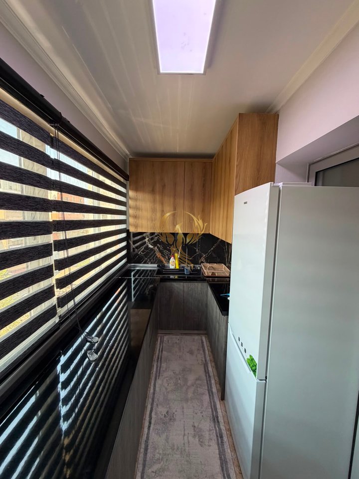 Jepet me qera apartament 2+1 tek Rruga e Durrsit
