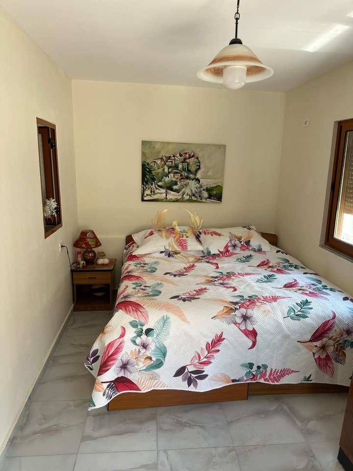 For rent Entrance 2+1 Kinostudio