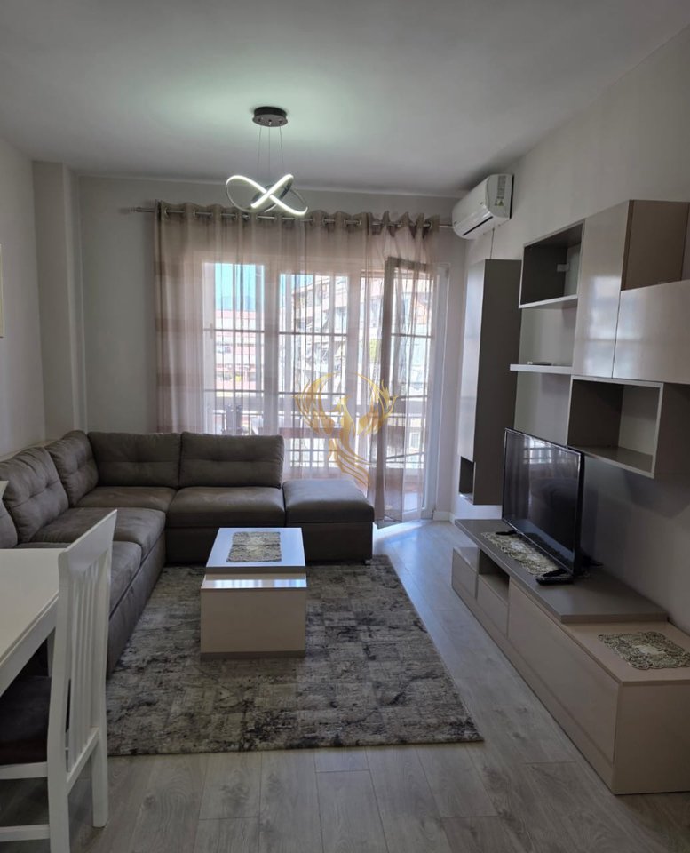 Jepet me qira Apartament 1+1 Astir tek rrethi