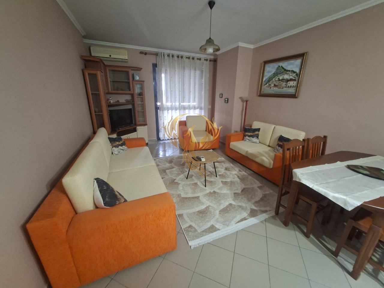 Jepet me Qera apartament  1+1 Tek Brryli