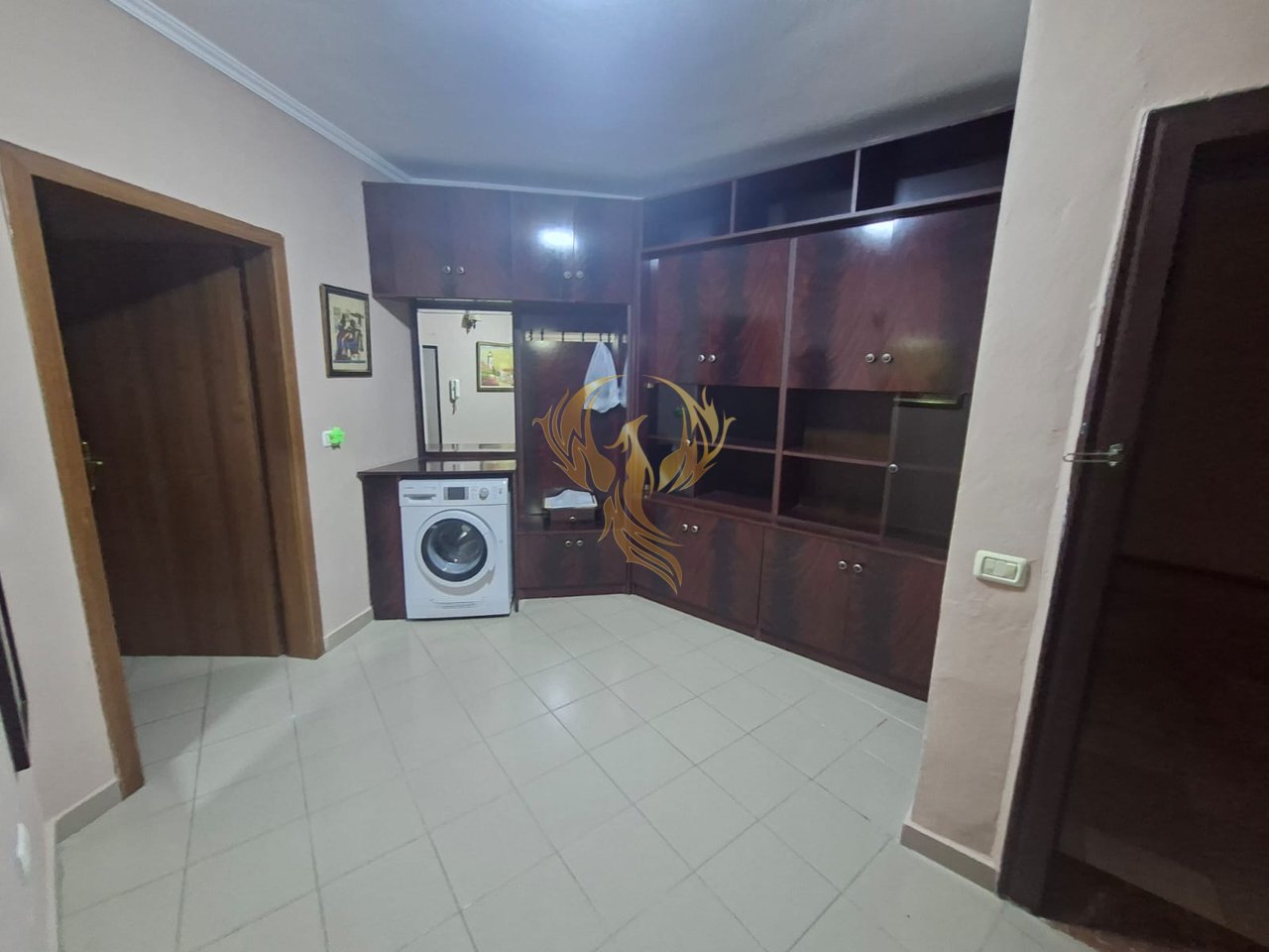 Jepet me Qera apartament  1+1 Tek Brryli