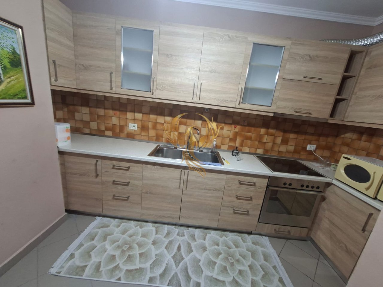 Jepet me Qera apartament  1+1 Tek Brryli