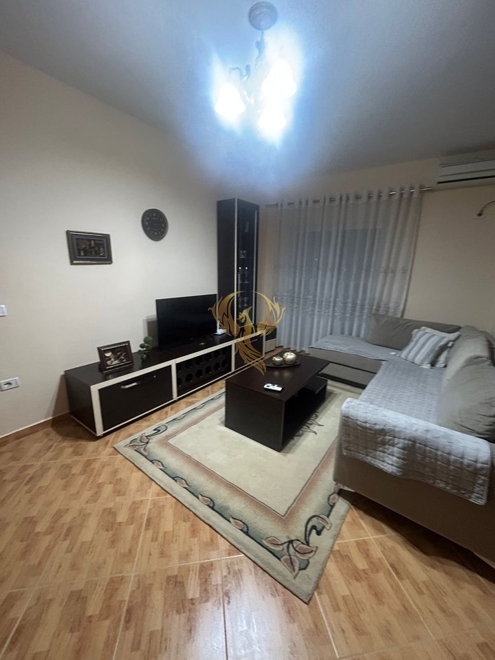 Jepet me qera Apartament 2+1+2 tek Brryli