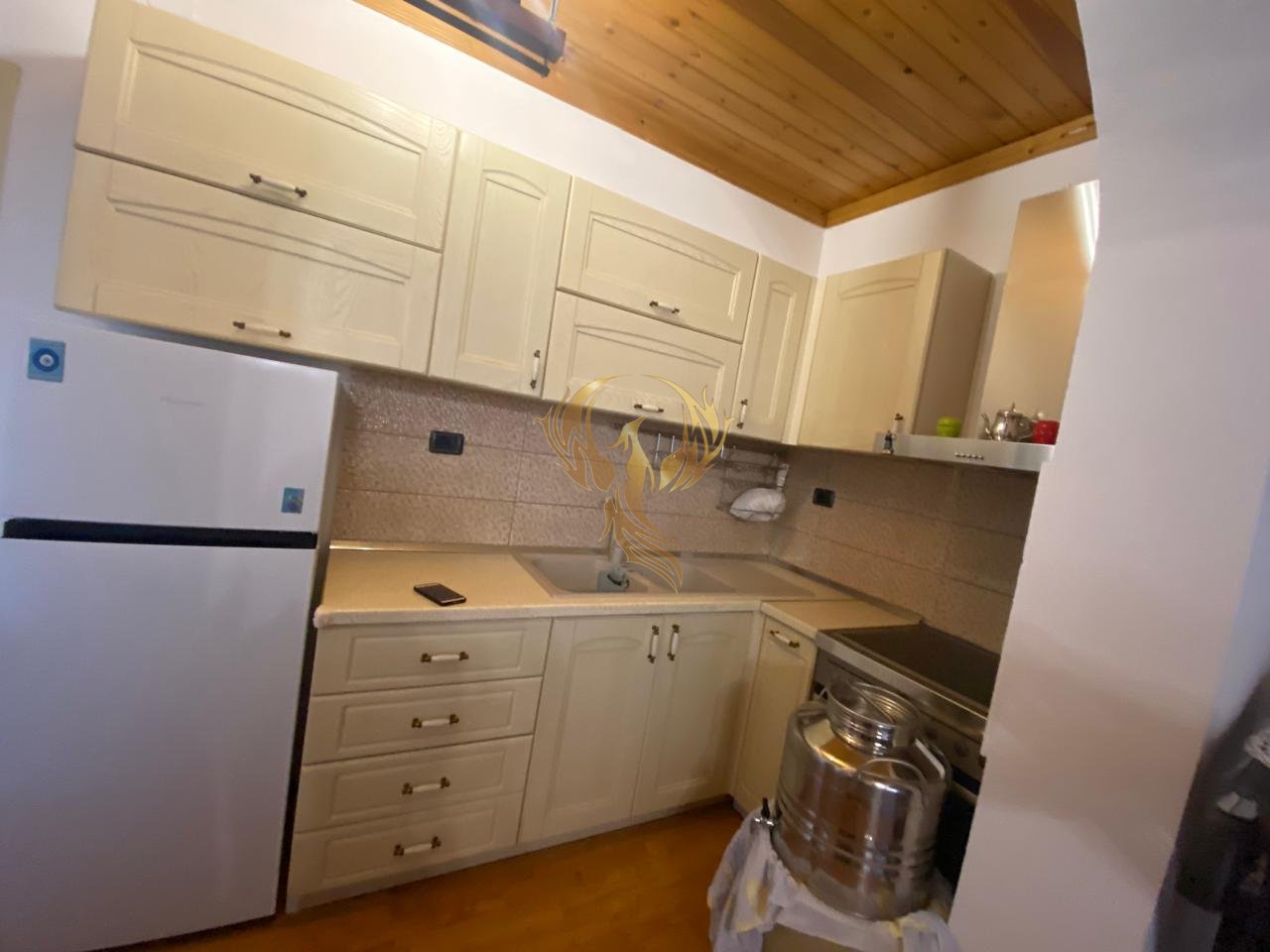 Affittasi ingresso 1+1 a Fresk