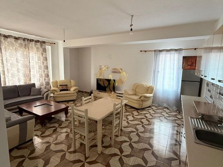 Jepet me qera Apartament 2+1+Bllk , tek Liqeni i Thate
