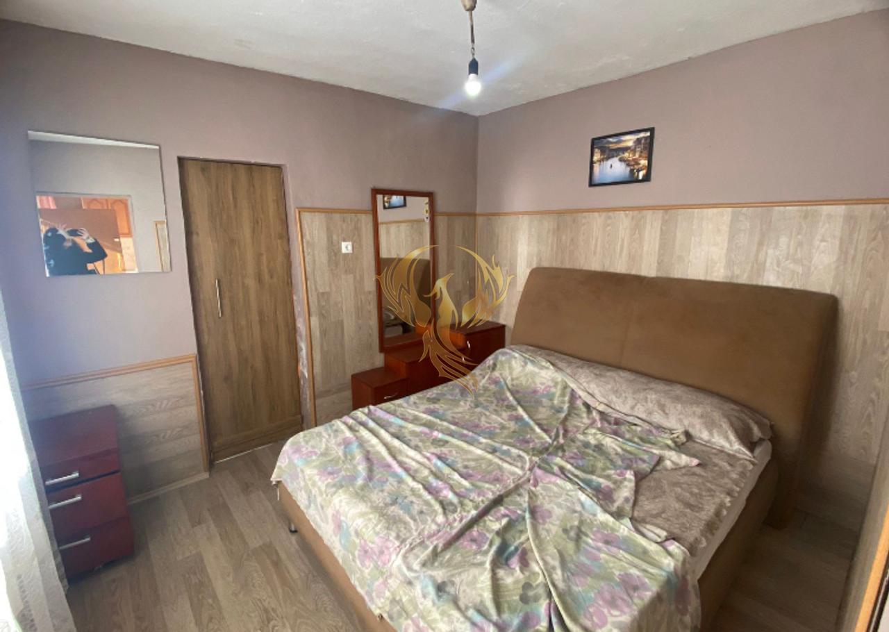 Jepet me qira hyrje 1+1 Myslym Shyr