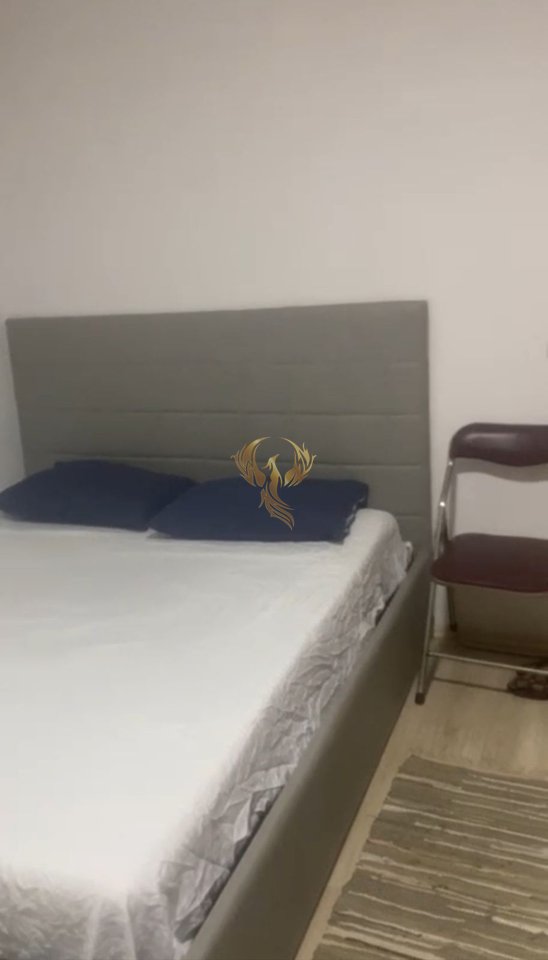 Jepet me qera Apartament 1+1 te Rruga Myslym Shyri