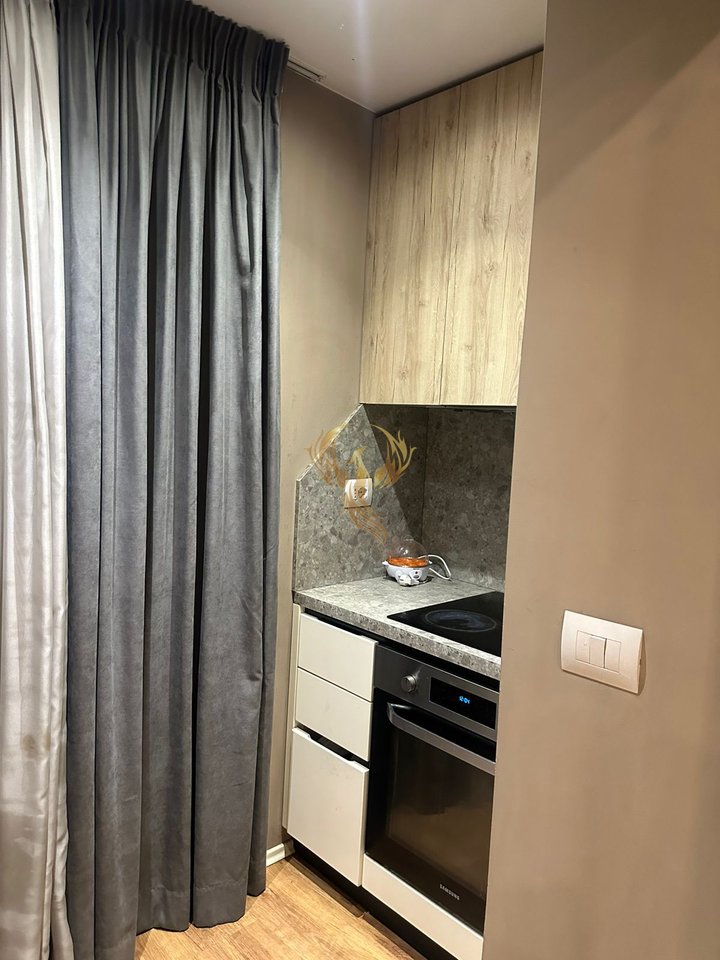 1+1 Apartment for rent at Zogu i Zi