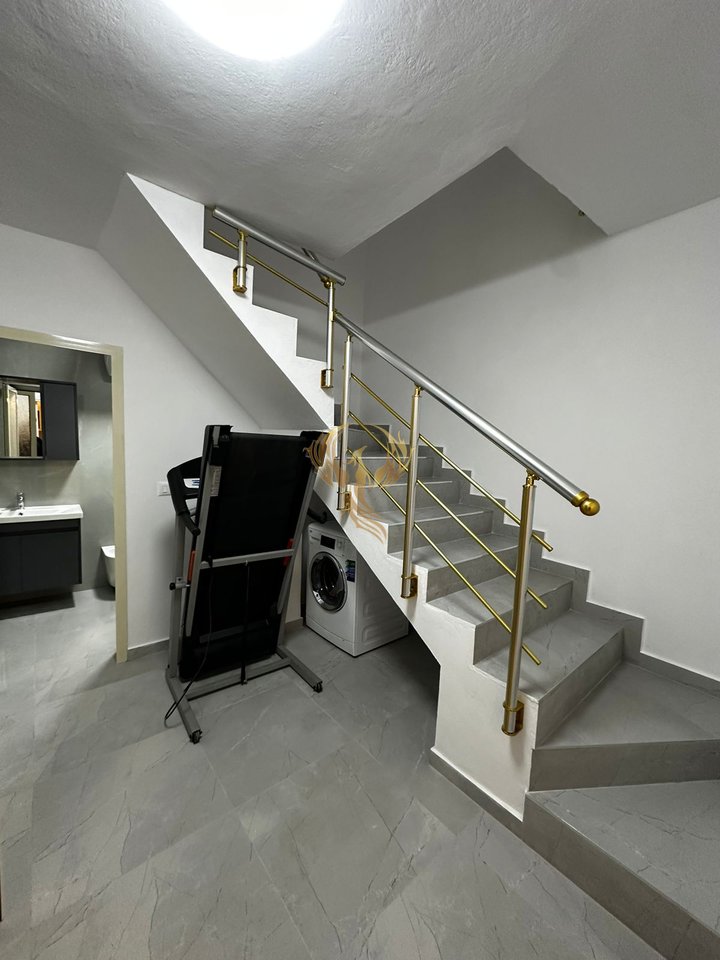 Duplex for rent, near the Train Station