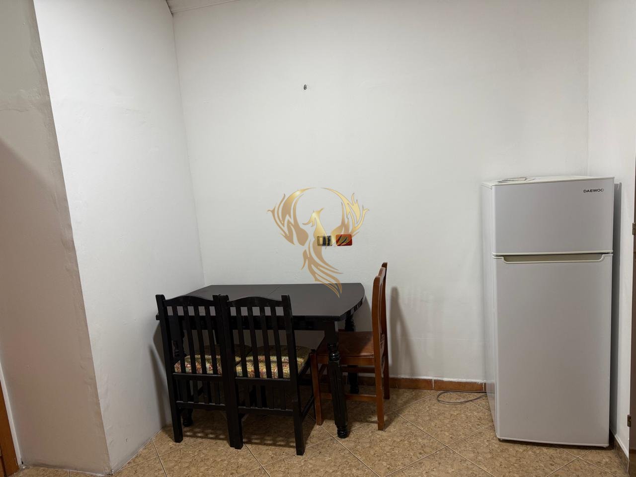 Affittasi ingresso 2+1, vicino a QSUT