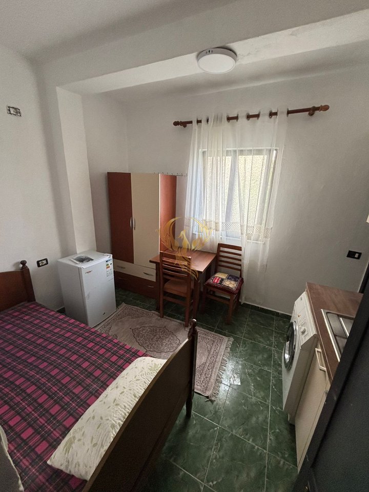 Jepet me qira Garsoniere tek Qytet Studenti