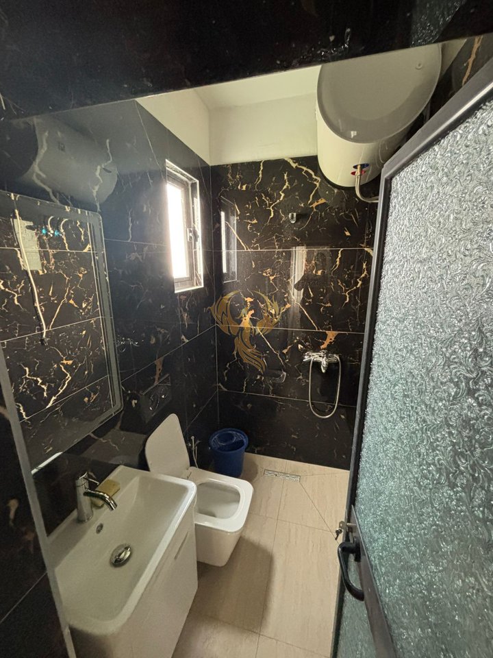 Jepet me qira Garsoniere tek Qytet Studenti