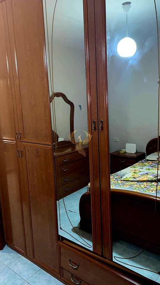 Jepet me qera Apartament 1+1, tek Ish Parku i Autobuzave