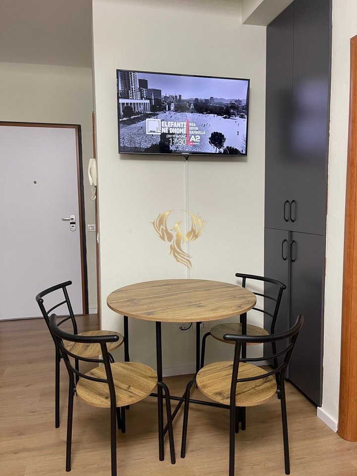 1+1 Apartment for rent in Komuna e Parisit