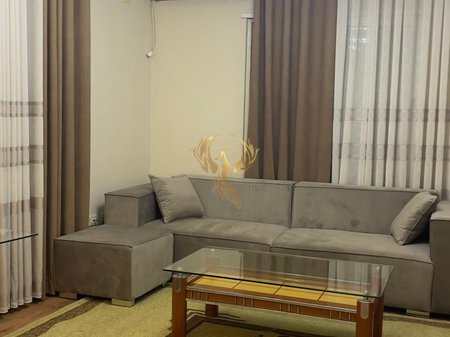 For rent: 2+1+2 Apartment on Bulevardi i Ri