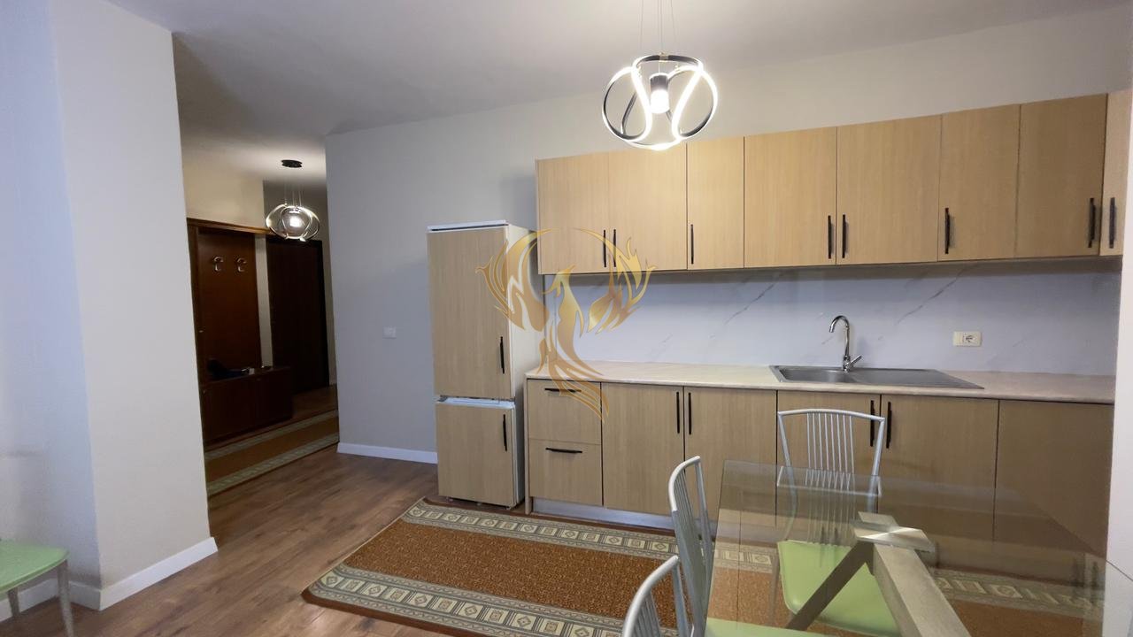 For rent: 2+1+2 Apartment on Bulevardi i Ri