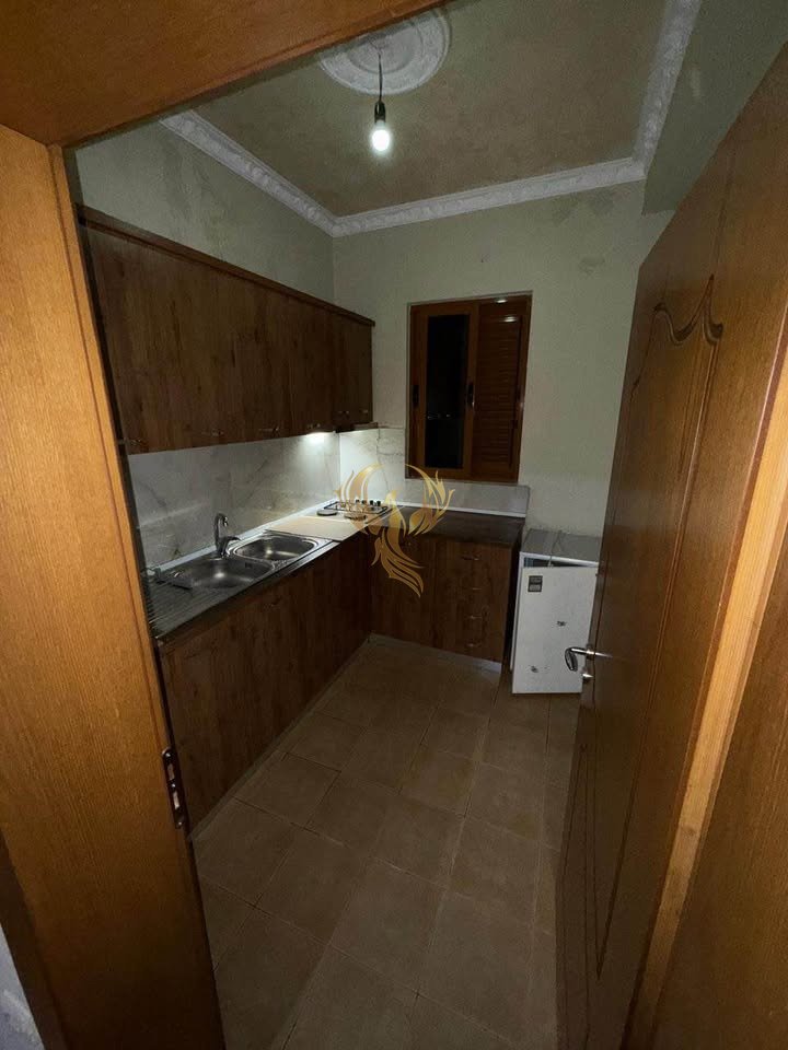 Jepet me qera Hyrje 1+1 ne Sauk te vjeter