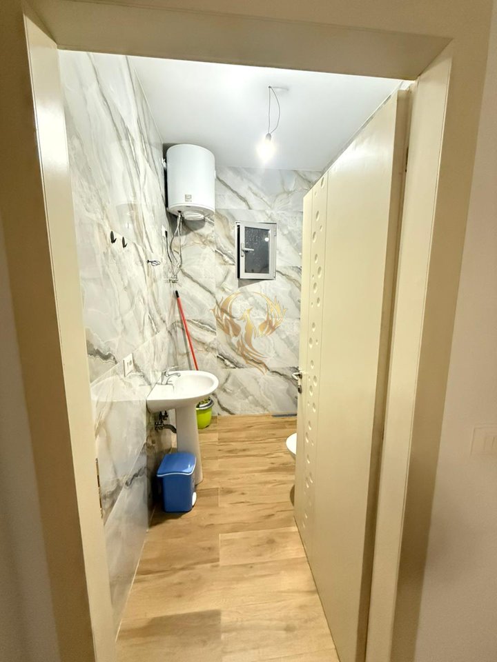 Jepet me qera Hyrje 1+1 ne Allias