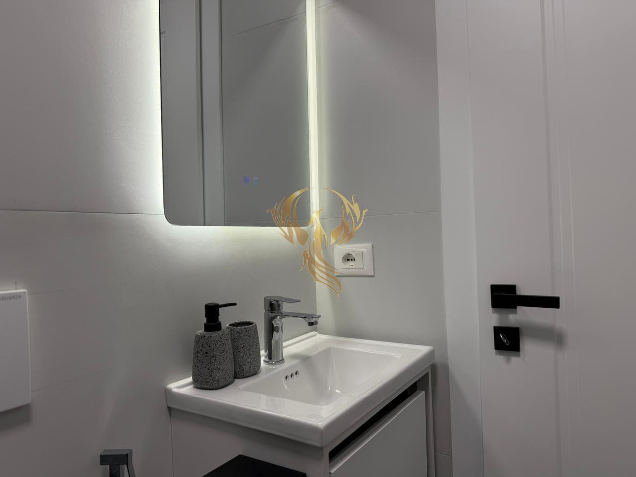 Shiten 2 Apartamente 1+1 tek 21 Dhjetori