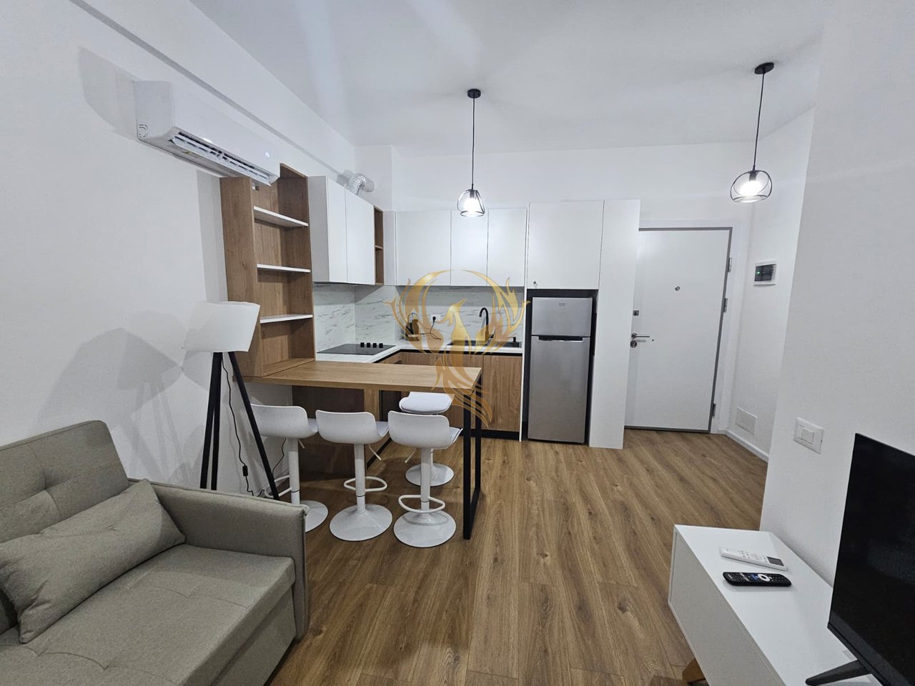 Jepet me qera Apartament 1+1 ne Fresk
