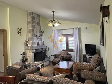 1+1 house for rent in Shkoze