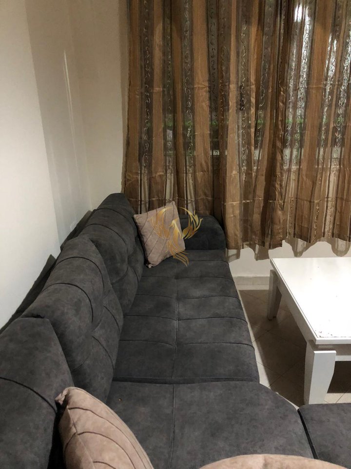 Jepet me qera Apartament 1+1 te Rruga e Dibres