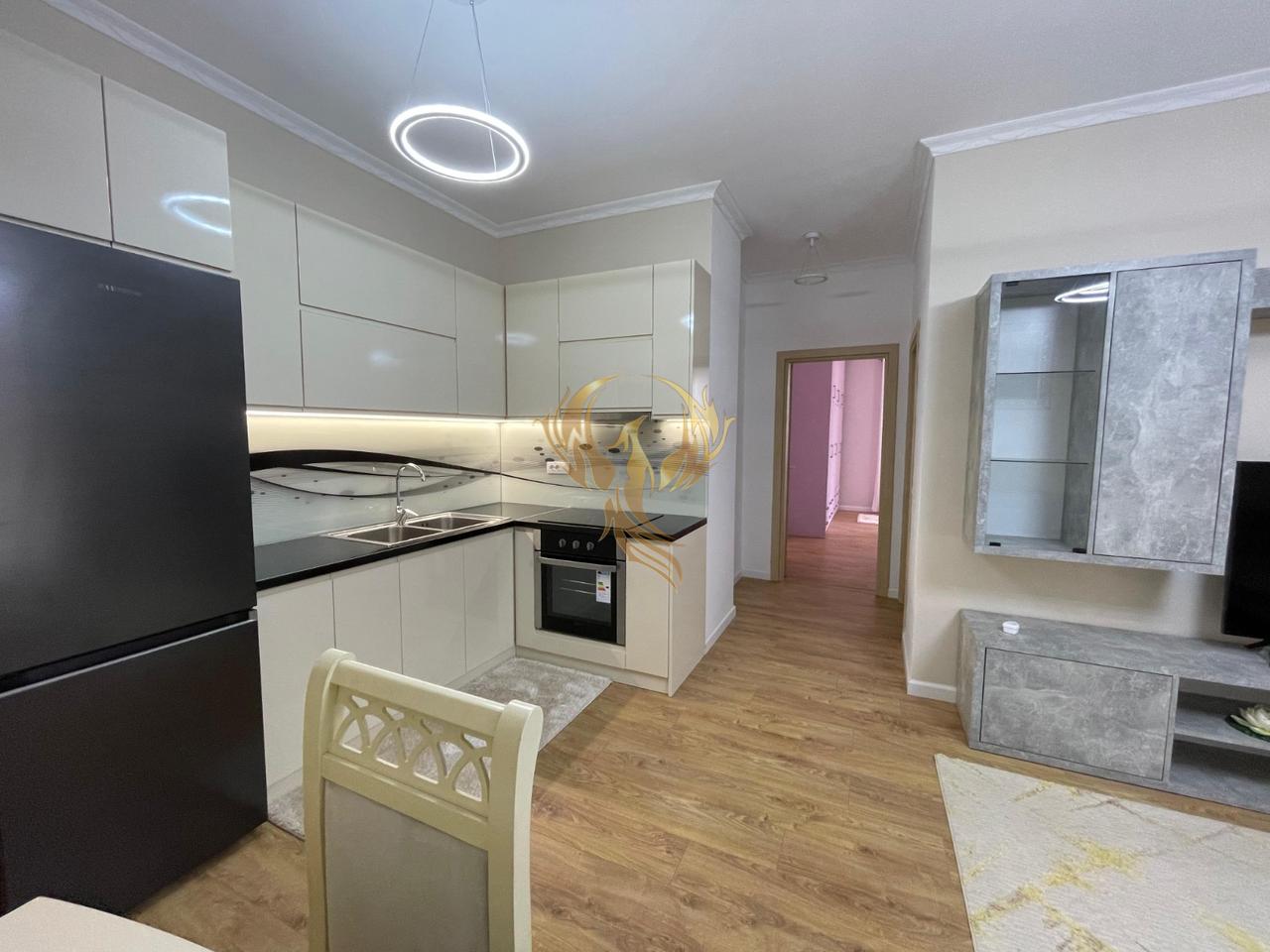 Jepet me qera Apartament 2+1+2+Post Parkimi ne Qytet Studenti