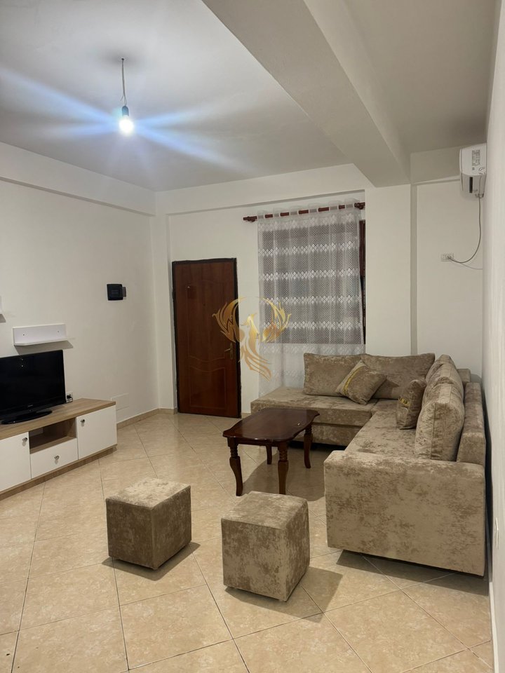 Affittasi ingresso 1+1, vicino a Oxhaku.