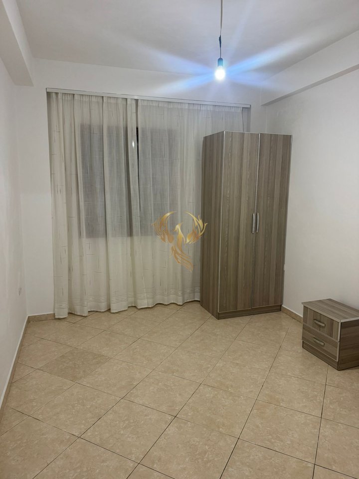 Affittasi ingresso 1+1, vicino a Oxhaku.