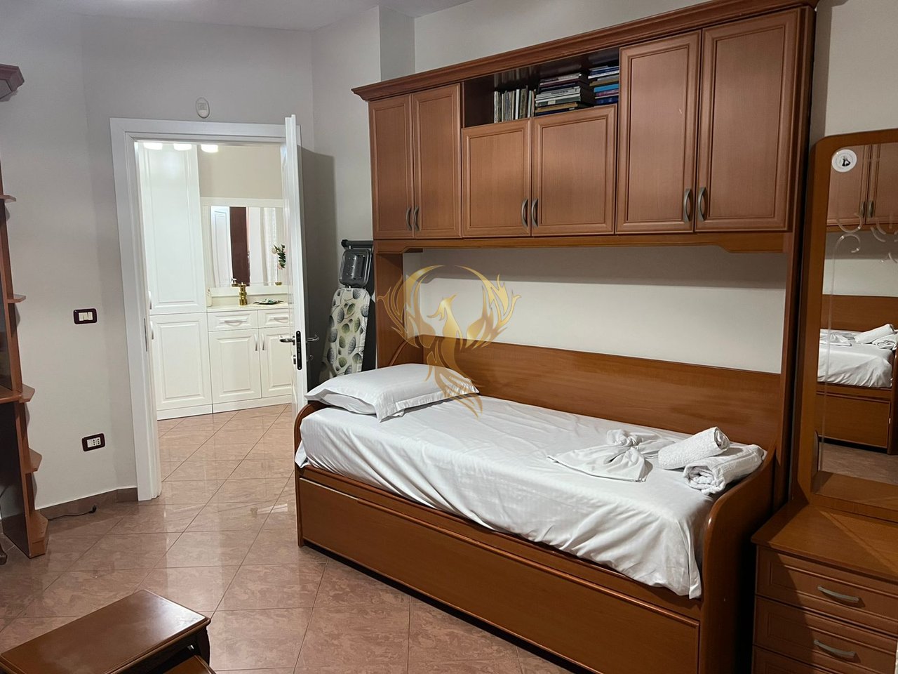 Jepet me qera Apartament 2+1, Qender